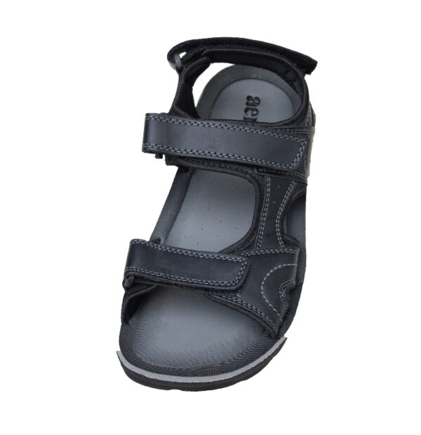 Trekking sandal sort